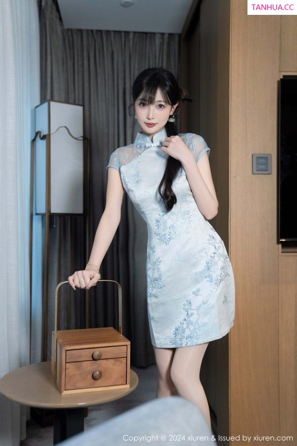 林星阑  [XiuRen]高清写真图 2024.11.22 No.9487 林星阑 旗袍美腿第9张图片